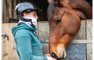 Cache-cou moody - Équidéos